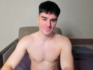 Chaturbate Live Sex Cam of sam_huston18