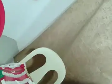 Chaturbate Live Sex Cam of yannafucks