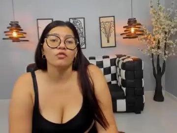 Chaturbate Live Porn of mia_curvyy