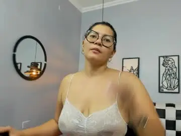 Chaturbate Live Porn of mia_curvyy