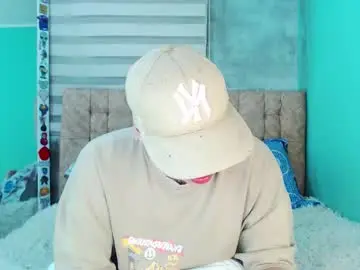 Chaturbate Live Sex of _justinmoon2