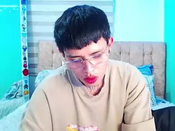 Chaturbate Nude Webcam of _justinmoon2