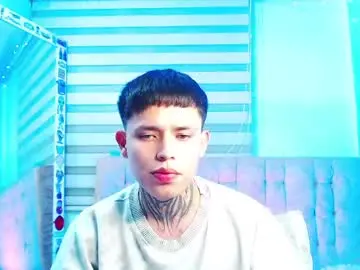 Chaturbate Live Sex Cam of _justinmoon2