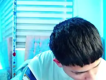 Chaturbate Live Sex Cam of _justinmoon2