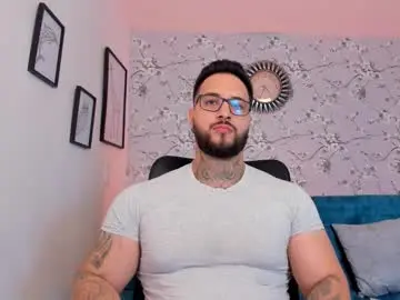 Chaturbate Adult Webcams of max_dic1