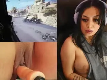 Chaturbate Watch Live Sex Cams of roknblaze