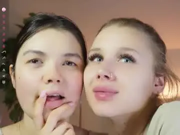 Chaturbate Watch Live Sex Cams of sweetyoops