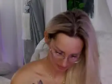 Chaturbate Live Sex Cam of isabelleethan