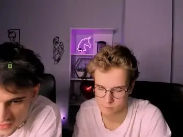 Chaturbate Best live sex cam show of leon_lie