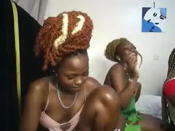 Chaturbate Live Sex of princess_bee1