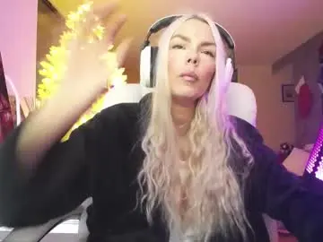 Chaturbate Free Porn Cam of tinykylie