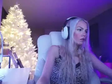 Chaturbate Live Porn of tinykylie