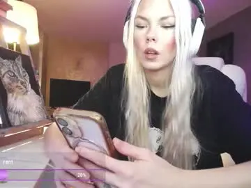 Chaturbate Best live sex cam show of tinykylie