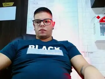 Chaturbate Live Sex Cam of realjoel