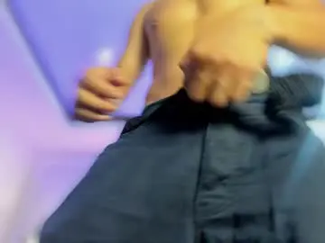 Chaturbate Live Sex Cam of damian_xheat