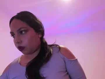 Chaturbate Live Sex Cam of emiily15_