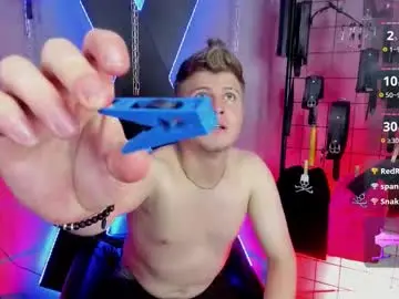 Chaturbate Live Sex of mrjustin_brianna_bdsm