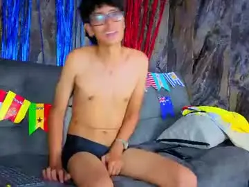 Chaturbate Free Porn Cam of ryann_wolf