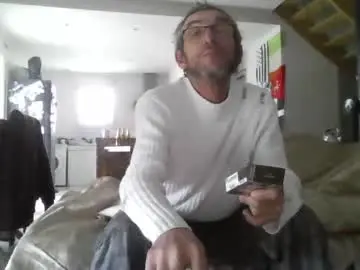 Chaturbate Live Porn of jerome8421