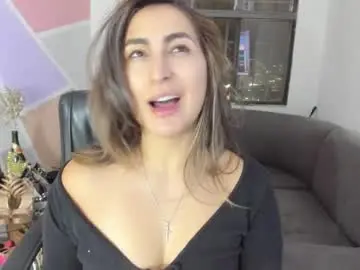 Chaturbate Live Porn of maiaconnor