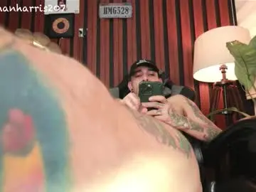Chaturbate Live Sex Cam of nathanharris207
