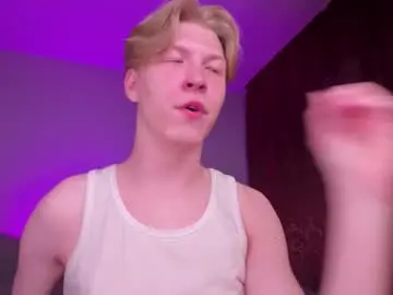 Chaturbate Free Porn Cam of themikesever