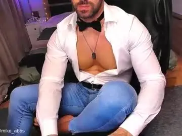 Chaturbate Live Sex Cam of mikestrip