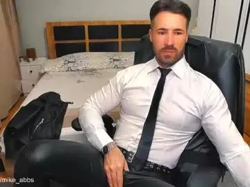 Chaturbate Sex Cam of mikestrip