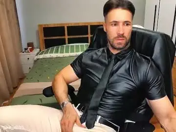Chaturbate Best live sex cam show of mikestrip