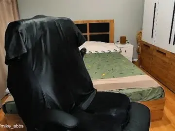 Chaturbate Live Sex of mikestrip