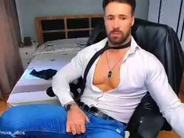 Chaturbate Live Porn of mikestrip