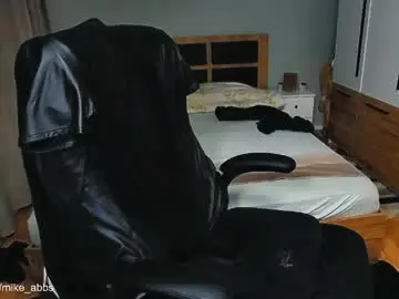 Chaturbate Watch Live Sex Cams of mikestrip