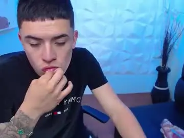 Chaturbate Best live sex cam show of adam_knox