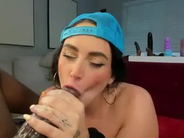 Chaturbate Nude Webcam of tightholestinytits