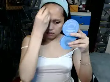 Chaturbate Nude Webcam of yumi_white