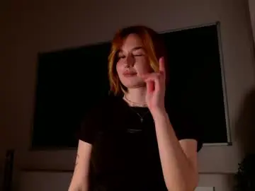 Chaturbate Adult Video Chat of clairemathis
