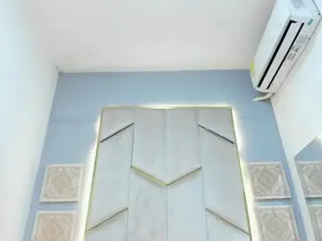 Chaturbate Best live sex cam show of karinaacox