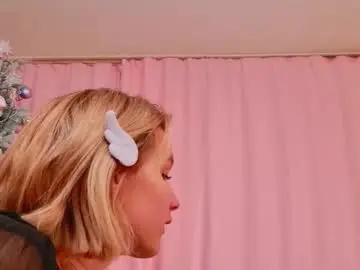 Chaturbate Watch Live Sex Cams of meowthlilu