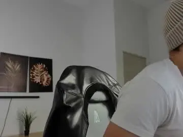 Chaturbate Nude Webcam of eric_poston