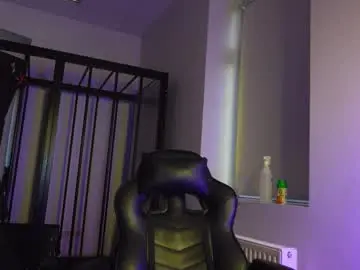 Chaturbate Live Sex Cam of eric_poston