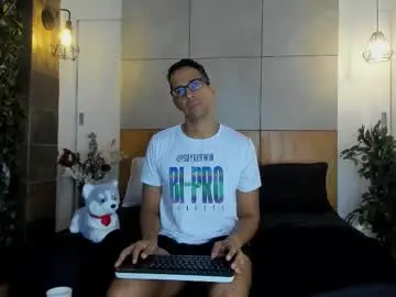 Chaturbate Best live sex cam show of jacobdraven