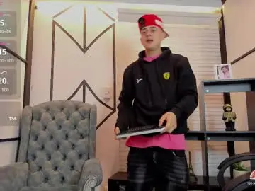 Chaturbate Watch Live Sex Cams of juniormorris_