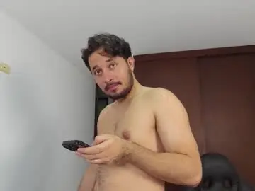 Chaturbate Live Porn of maxdoggy