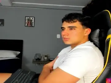 Chaturbate Private Sex Chat of owengray2_