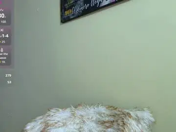Chaturbate Live Sex Cam of vallery_evanss
