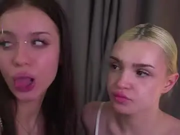 Chaturbate Watch Live Sex Cams of vivid_girls