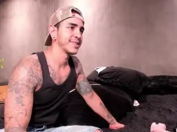 Chaturbate Live Sex Cam of zacandmarcosmg_