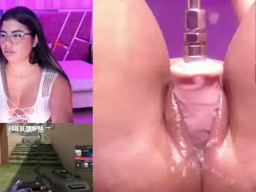 Chaturbate Sex Chat of honeyboo__
