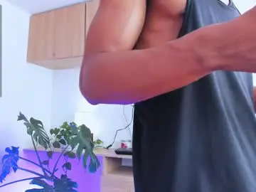 Chaturbate Best live sex cam show of matteo_777