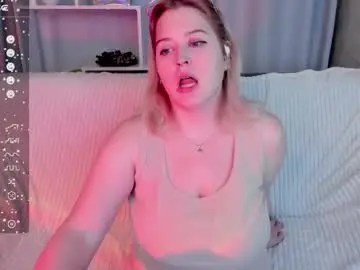 Chaturbate Live Sex Cam of ednaadamse